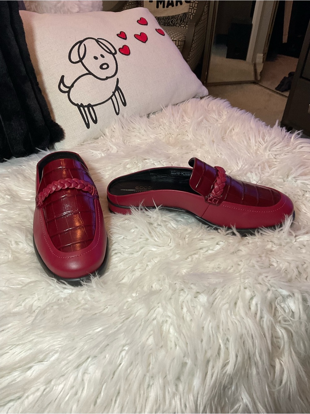 Ecco Women's Burgundy Braided Croc-Embossed Slip-On Loafers - Picture 3 of 4